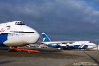 RA-82075 & RA-82077